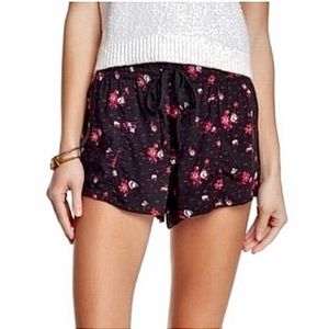 - Socialite XS Relaxed Floral Print Shorts! NEW!